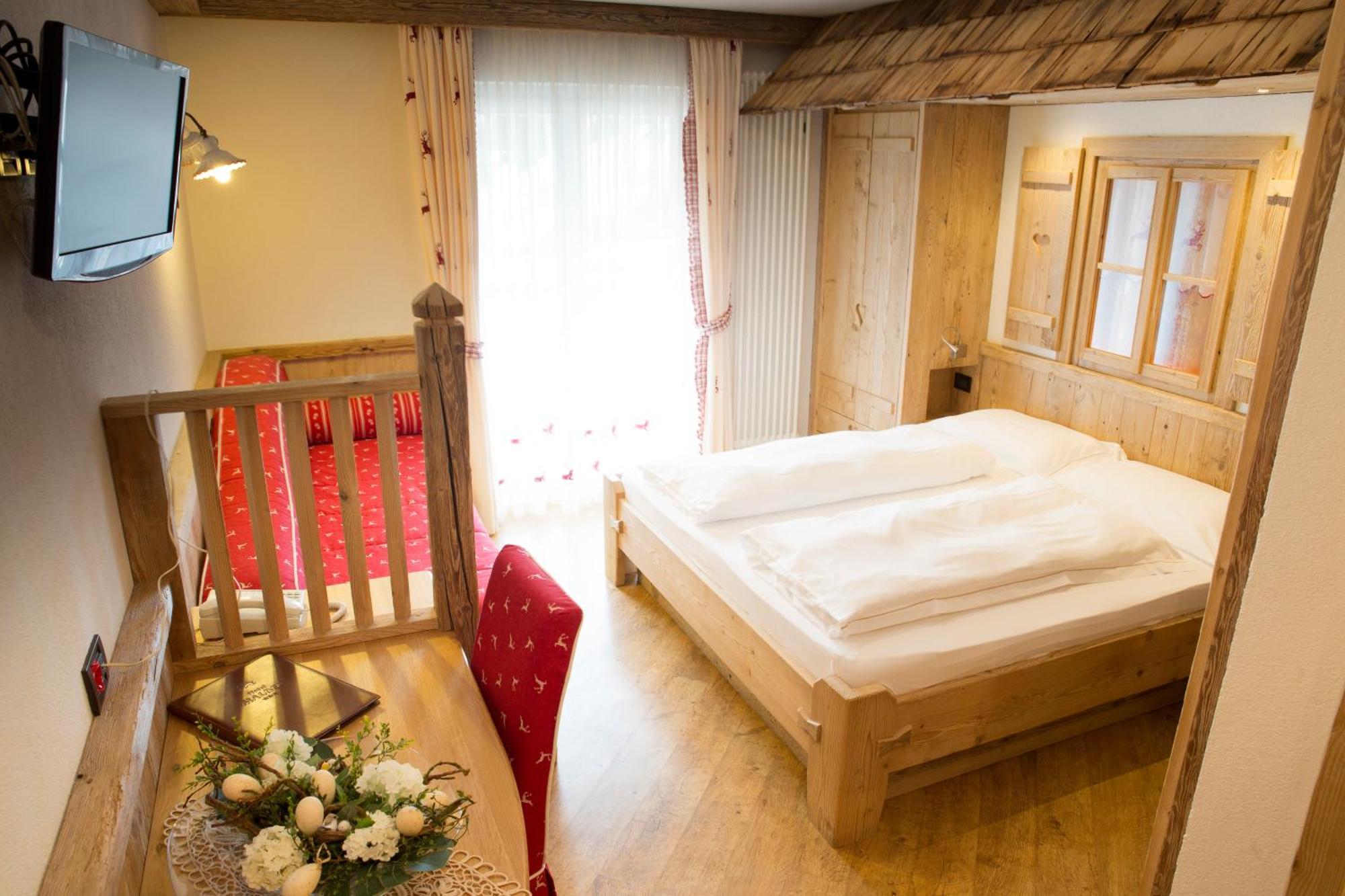 Hotel Malder Soraga Eksteriør bilde
